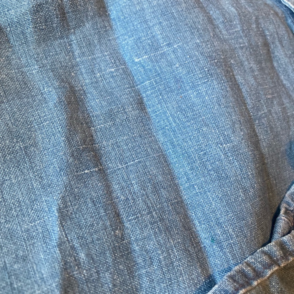 Linen Button-Up - Picture 8 of 9